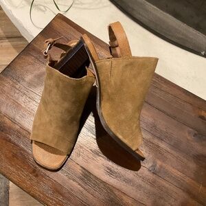 Donald J. Pliner Tan Suede Sandals